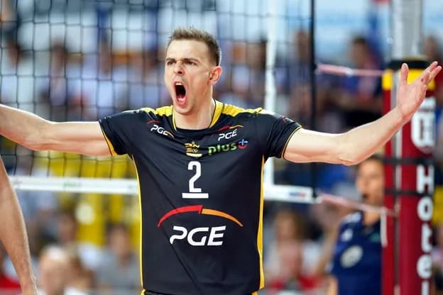 Karol Kłos: Zarobki i majątek siatkarza w szczegółach