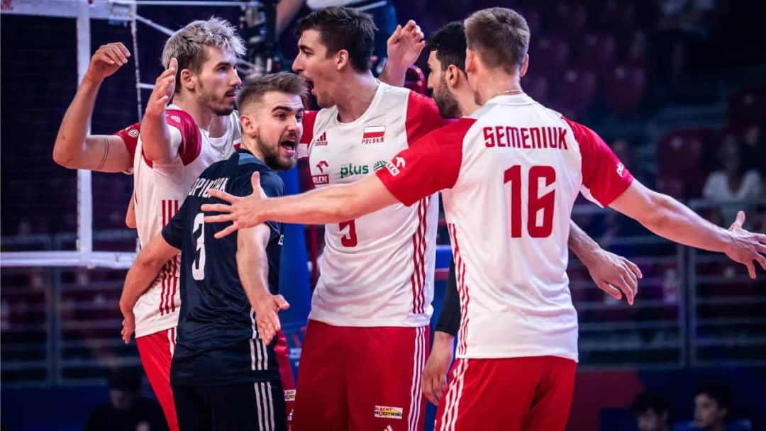 Sensacyjny wynik meczu siatkarskiego Polska - USA: triumf Biało-Czerwonych