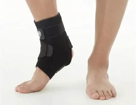 Jak wybrać stabilizator na kostkę siatkarski: wszystko co musisz wiedzieć